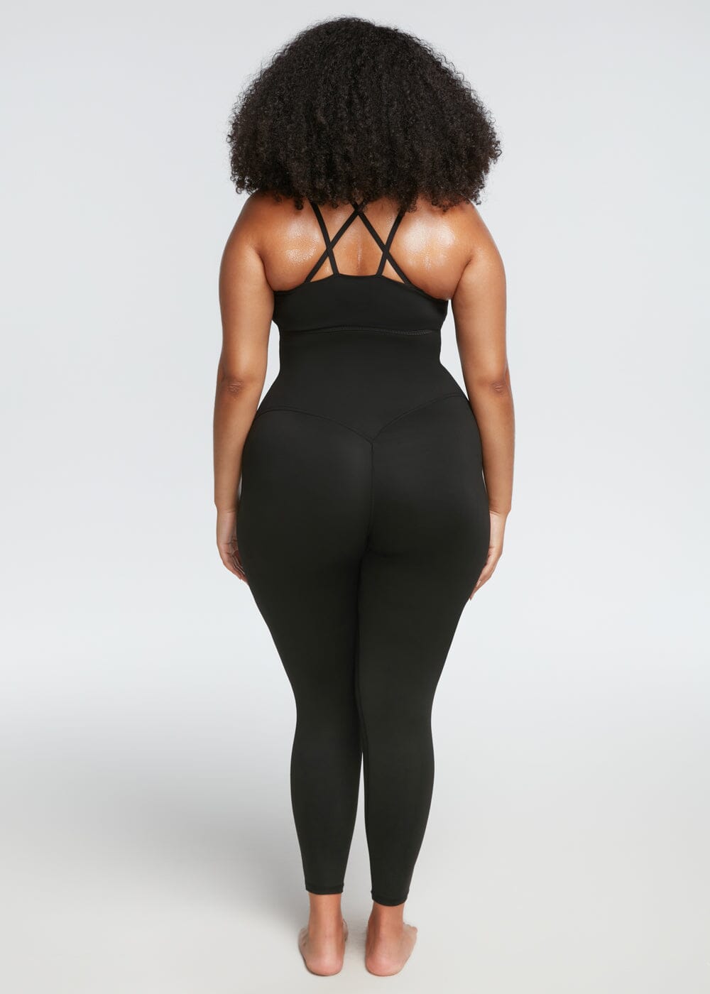 Schlankmachende und Anti-Cellulite-Leggings, die das Schwitzen fördern. 