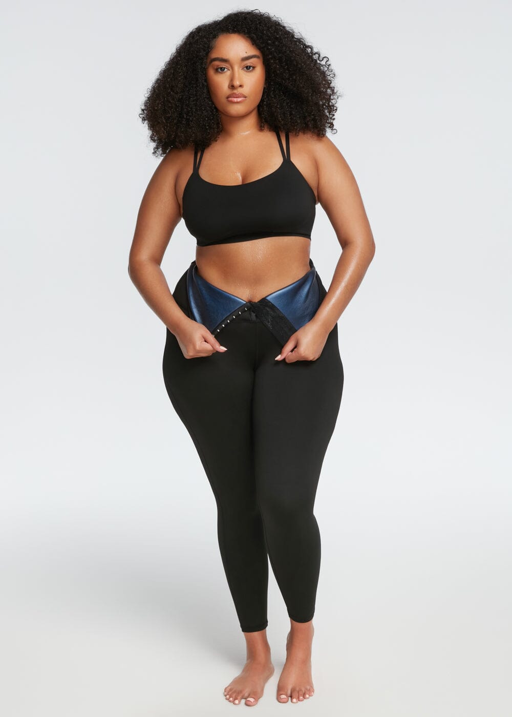 Schlankmachende und Anti-Cellulite-Leggings, die das Schwitzen fördern. 