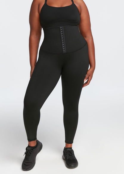 Schlankmachende und Anti-Cellulite-Leggings, die das Schwitzen fördern. 